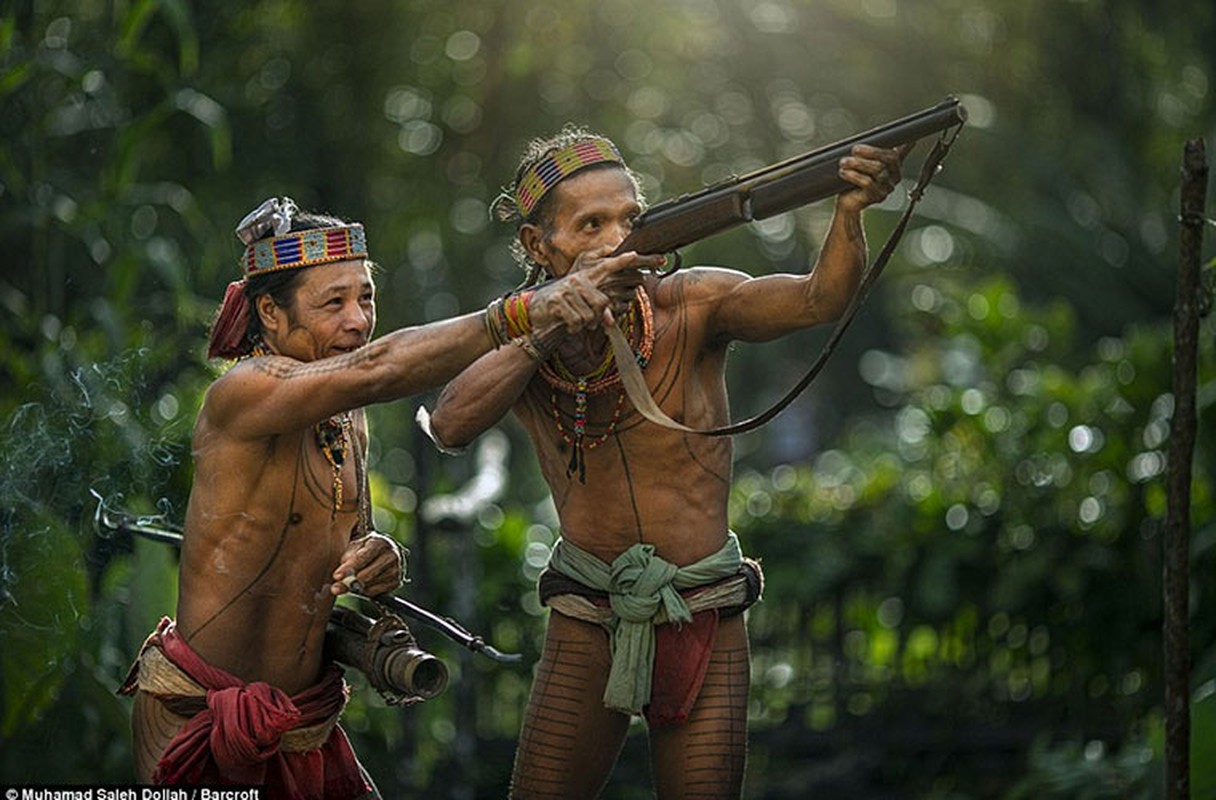 Chum anh ve bo lac nguyen thuy Mentawai o Indonesia